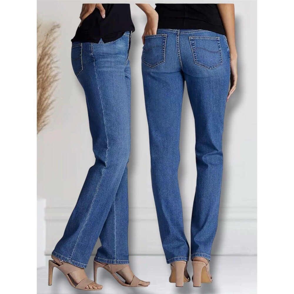 Lee PETITE Women’s 14 Relaxed Fit Straight Leg Mid-Rise Stretch Blue Denim Jeans